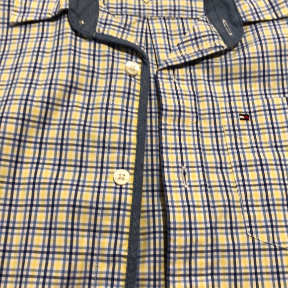 Tommy Hilfiger 12/14 long sleeve boys button shirt - Picture 4 of 5